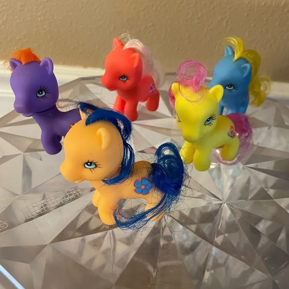 Hi-Go ponies set of 5